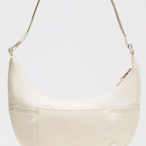 Slouchy Sling Bag 6L